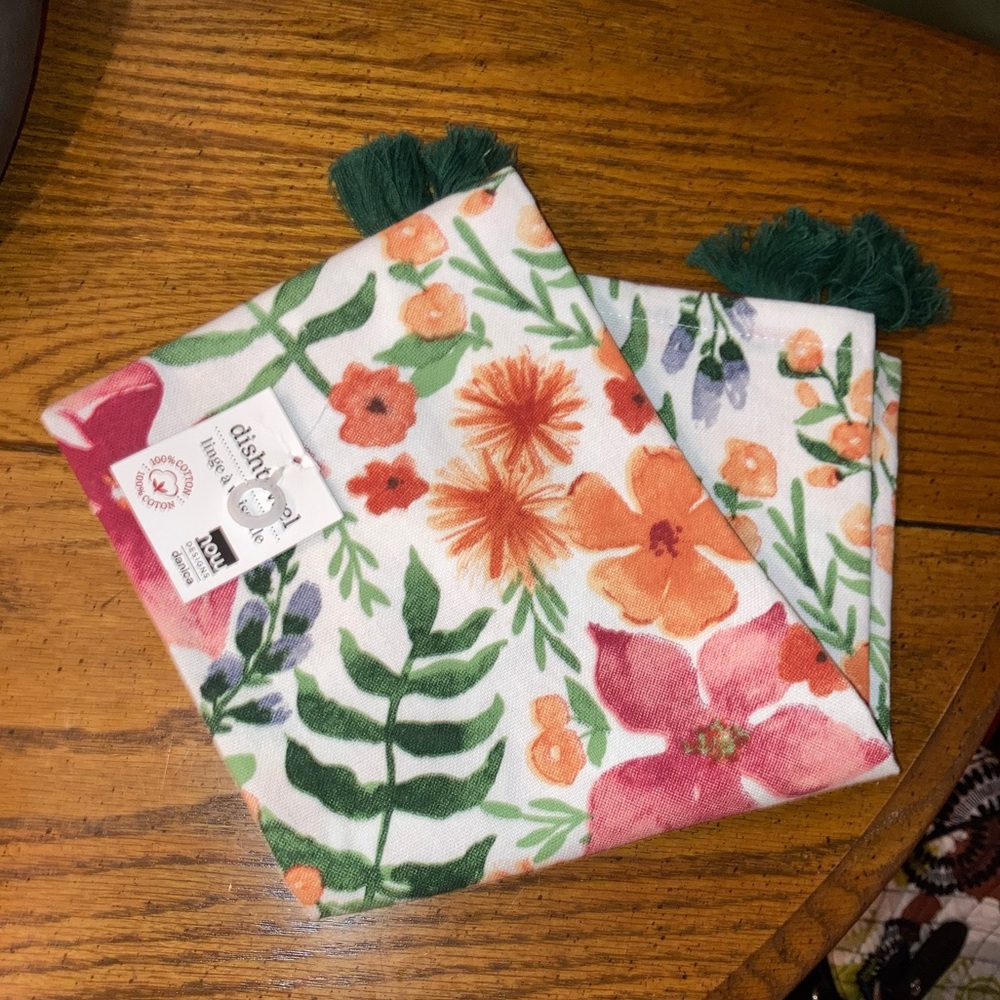 Floral Kitchen Towel Set with tassels -100% Cotton - NEW